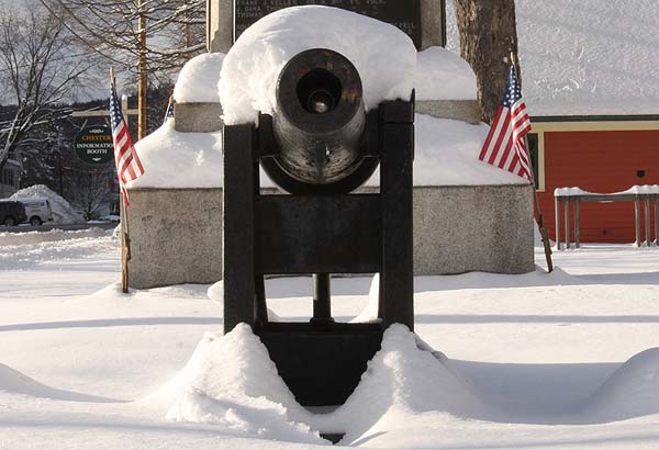 Scenes from the first Chester snowfall of Winter 2012 (December 29, 2012). Brian Ballinger and Lew Watters went on a Chester photo shoot just after we received our first real winter storm with a foot of new snow.